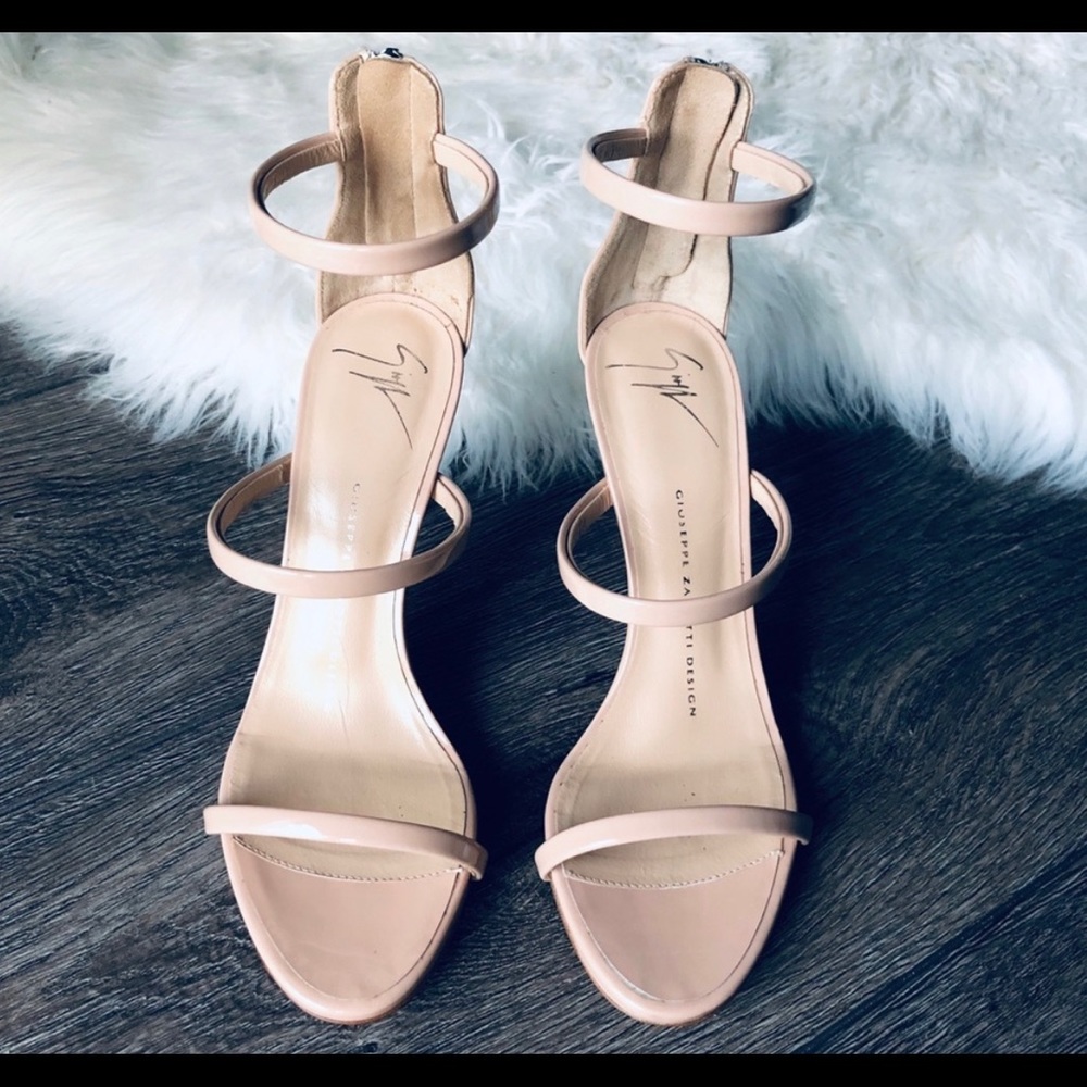 Giuseppe Zanotti Harmony sandals nude 35.5 / 5.5